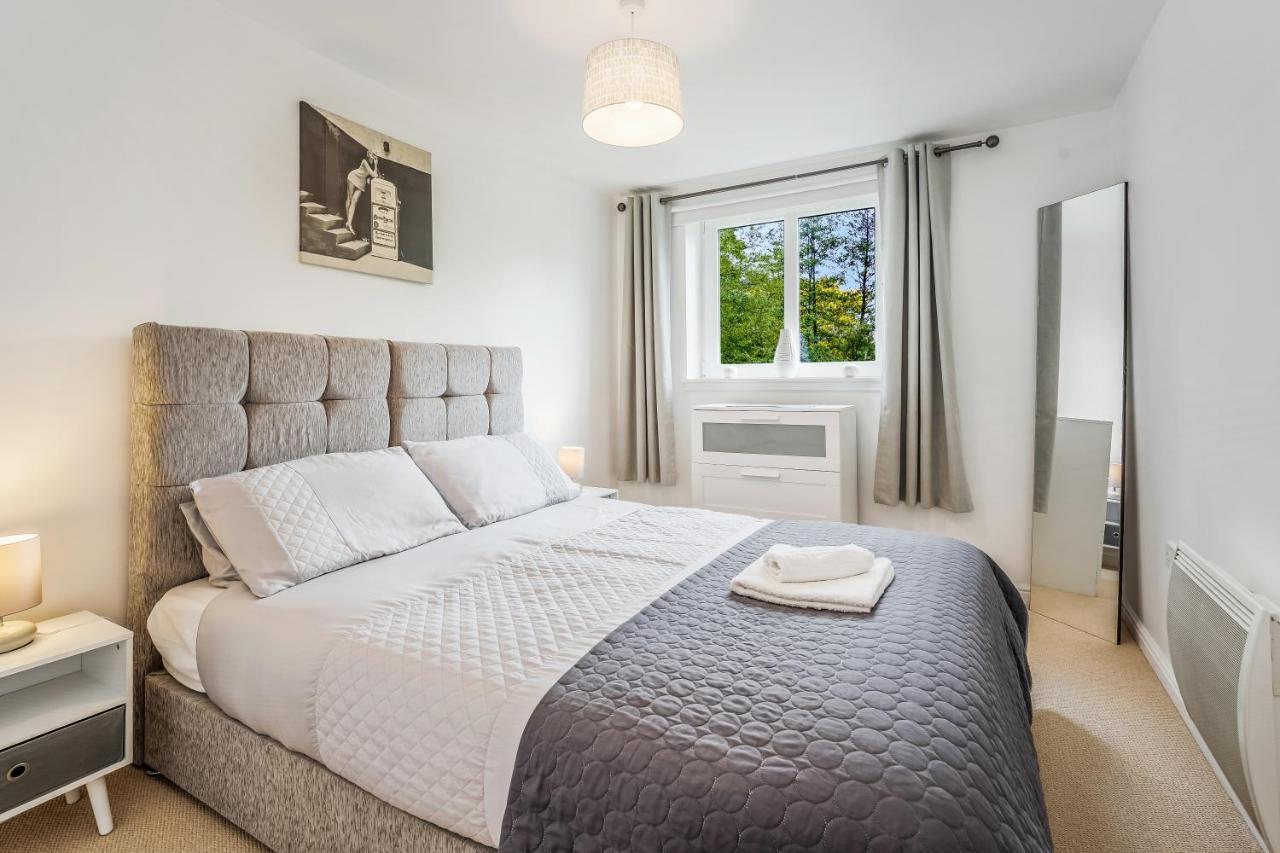 Saughton Suite With Views Of Water Of Leith 爱丁堡 外观 照片
