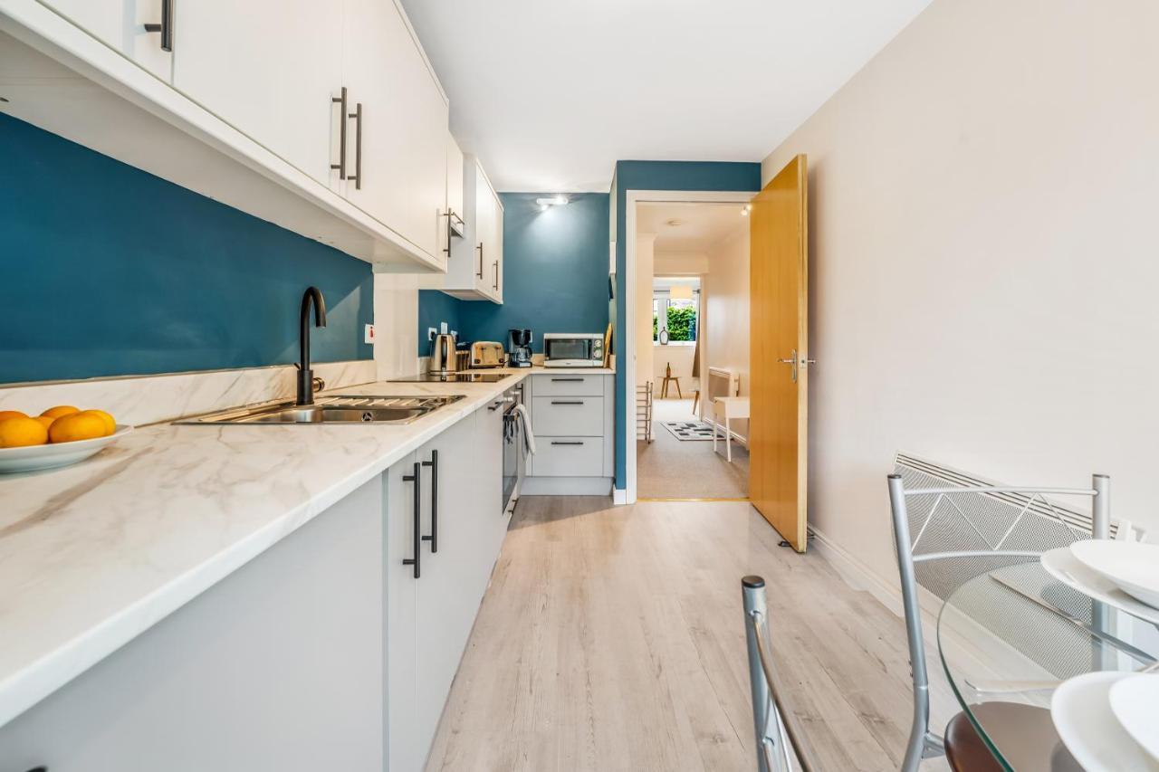 Saughton Suite With Views Of Water Of Leith 爱丁堡 外观 照片