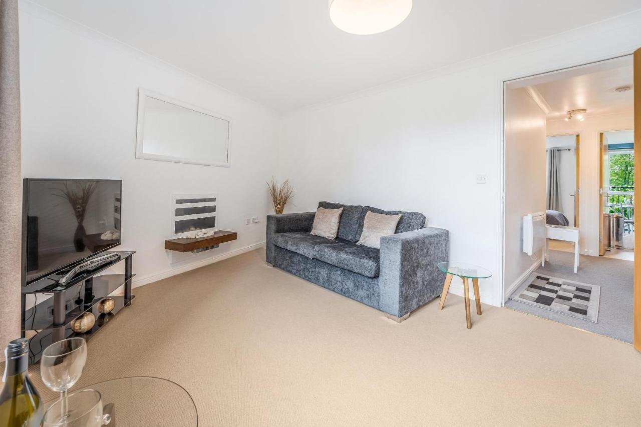 Saughton Suite With Views Of Water Of Leith 爱丁堡 外观 照片