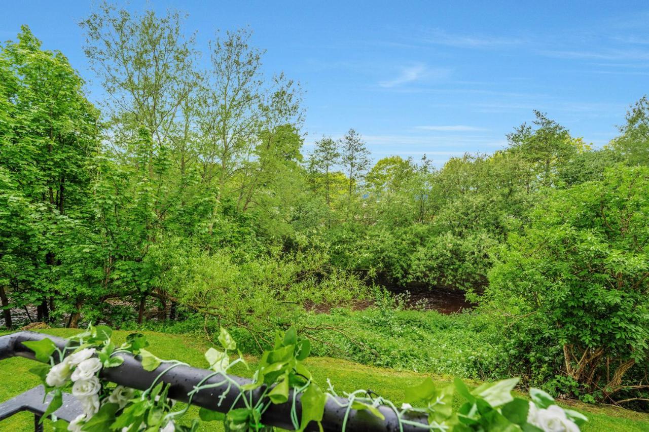 Saughton Suite With Views Of Water Of Leith 爱丁堡 外观 照片
