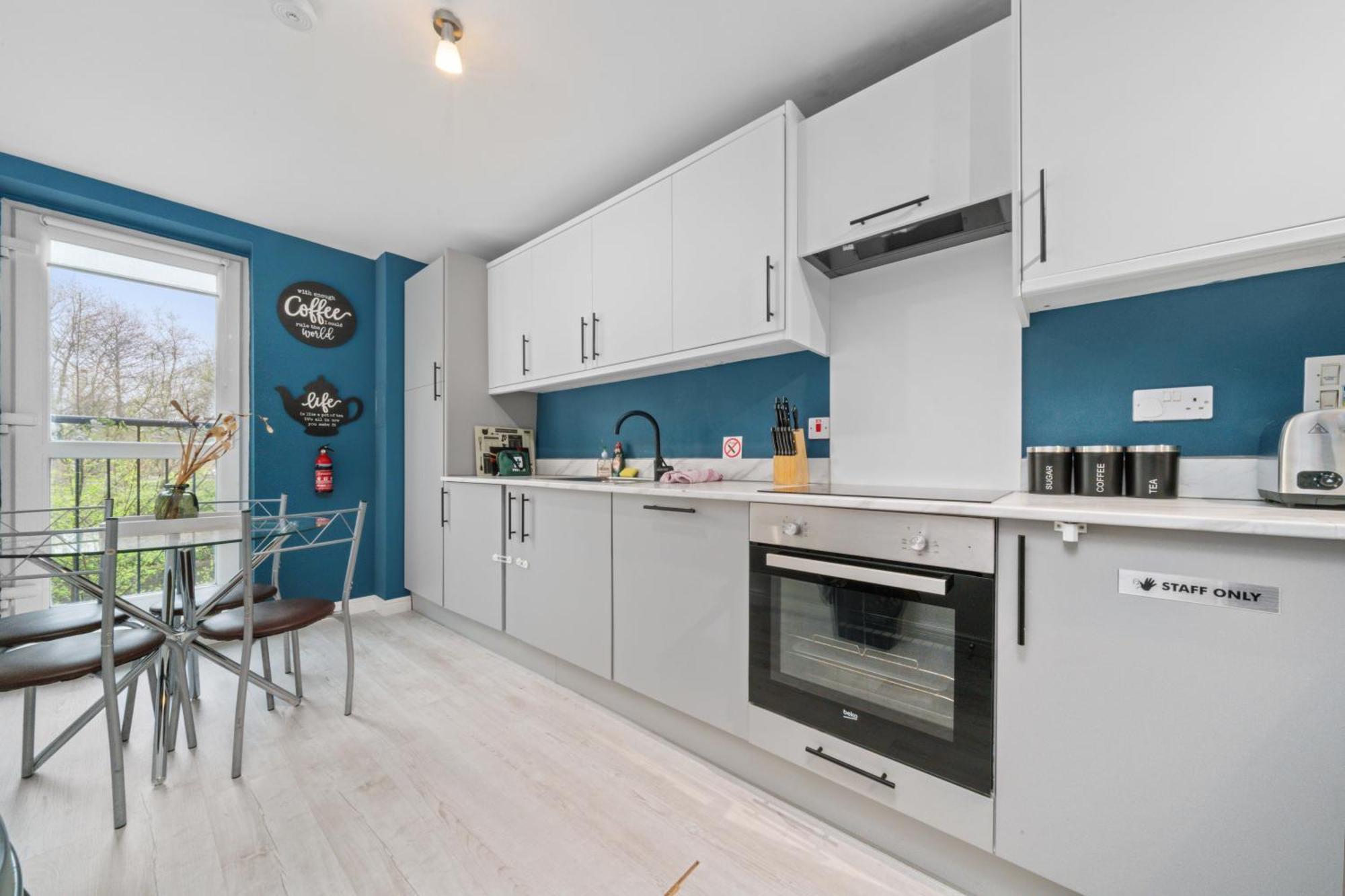 Saughton Suite With Views Of Water Of Leith 爱丁堡 外观 照片